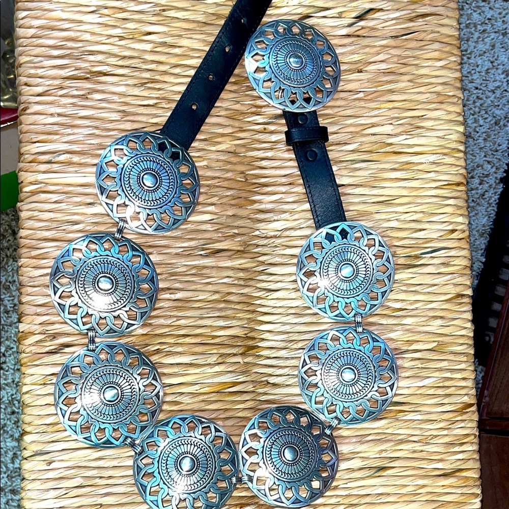 Belt-women’s Brighton “like” belt size medium